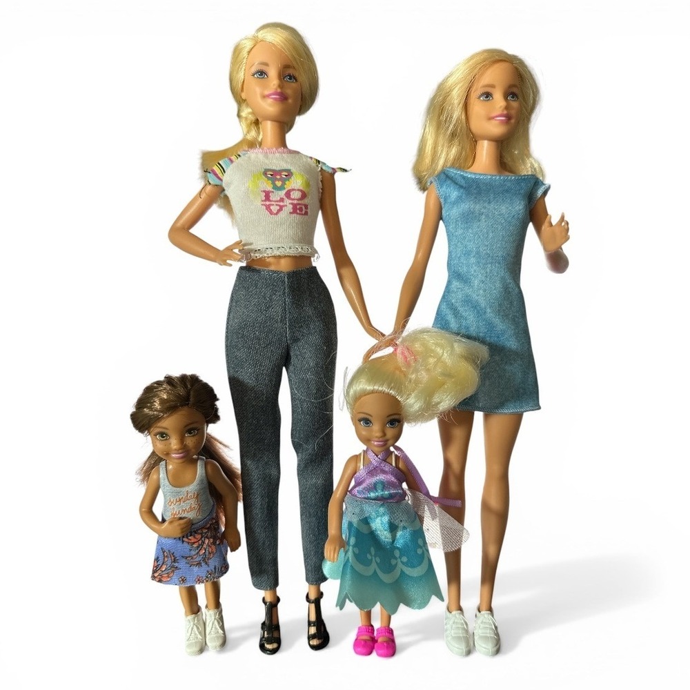 Mattel Barbie and Chelsea Doll Family Lot of 4 Blonde and Brunette Fashion Dolls